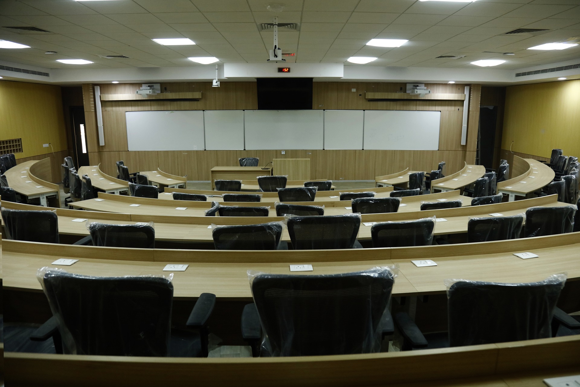 executive education images